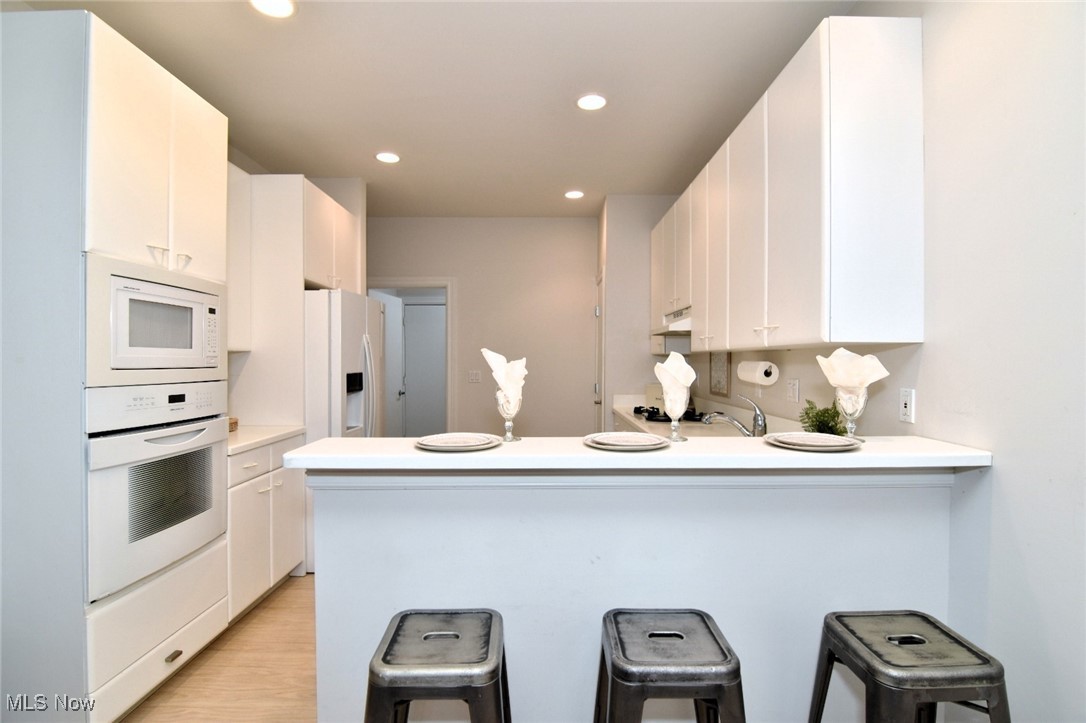 3194 Richmond Road Beachwood OH 44122