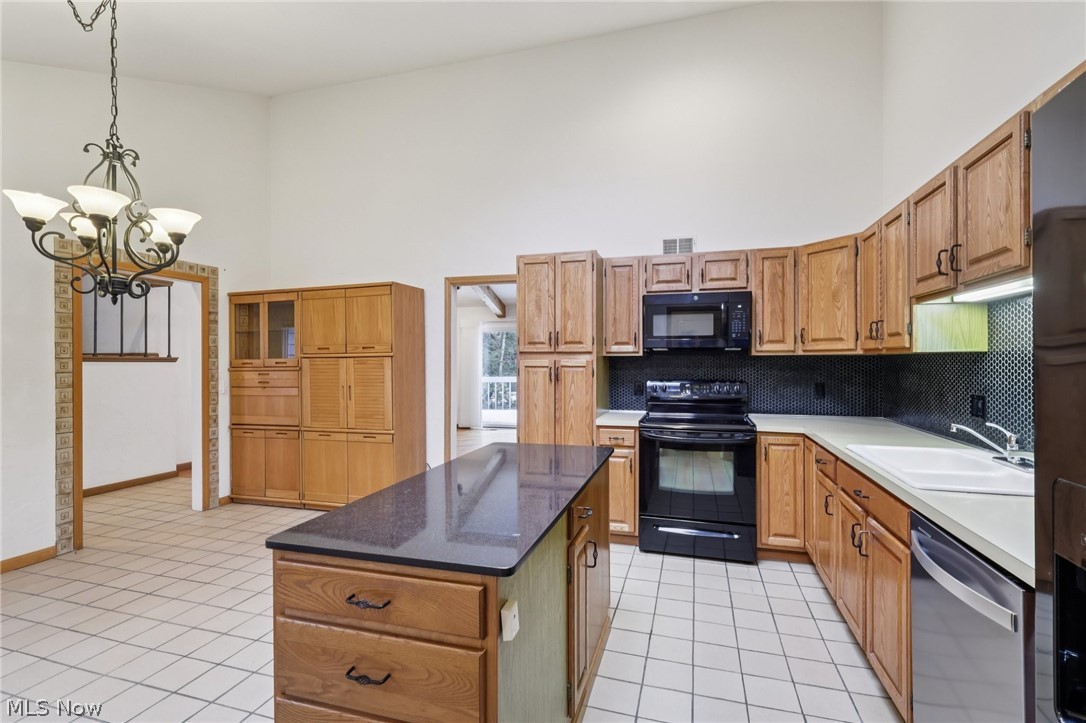 3755 Walnut Court Orange OH 44022