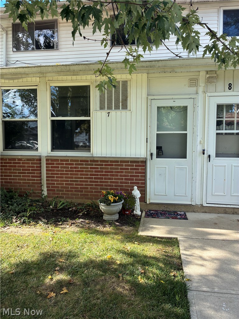 25500 Country Club North Olmsted OH 44070