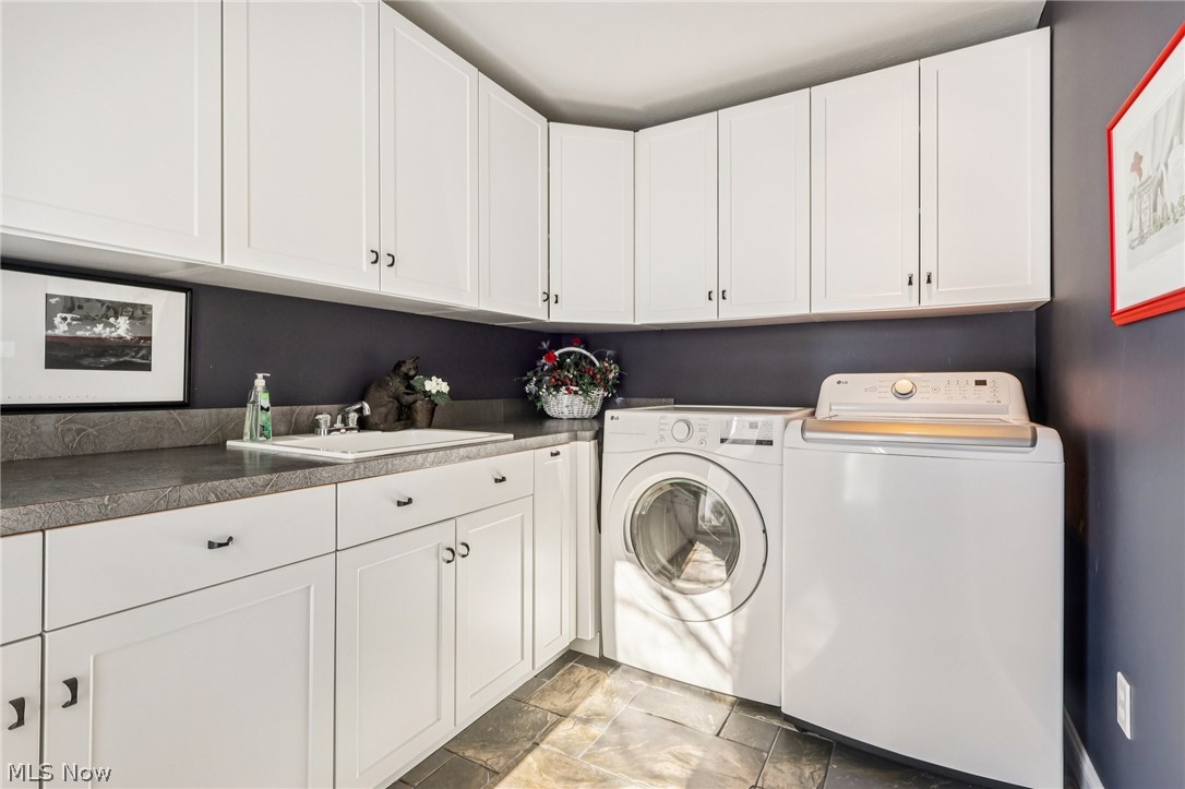 448 Equestra N Aurora OH 44202