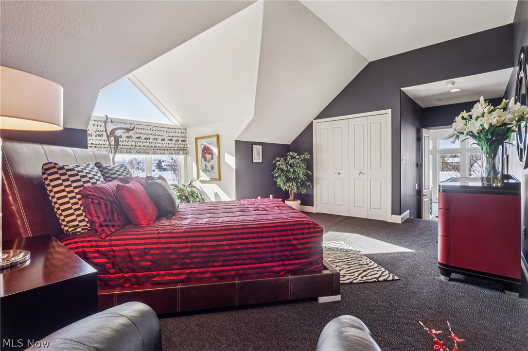 448 Equestra N Aurora OH 44202