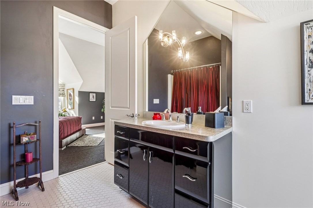 448 Equestra N Aurora OH 44202