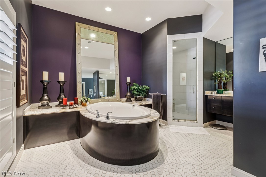 448 Equestra N Aurora OH 44202