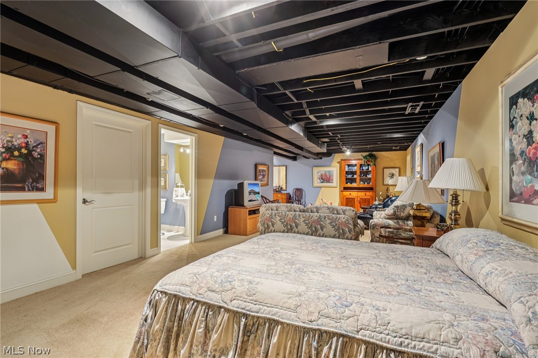 448 Equestra N Aurora OH 44202