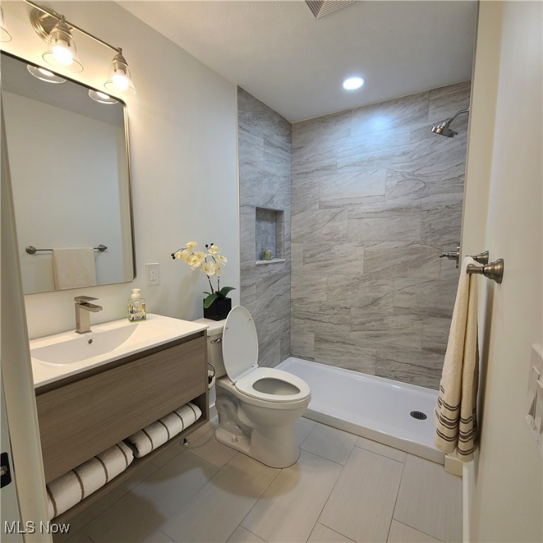 766 Pipes Court Sagamore Hills OH 44067