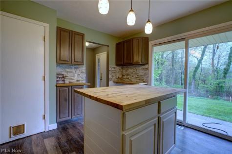 378 Deepwood Drive Wadsworth OH 44281
