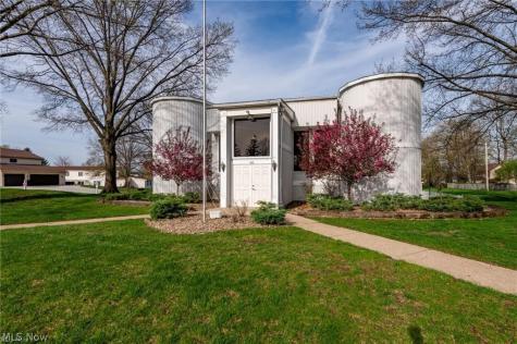 378 Deepwood Drive Wadsworth OH 44281