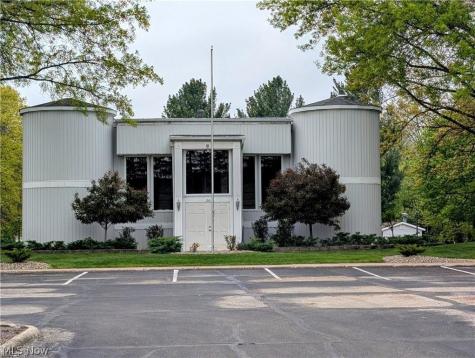 378 Deepwood Drive Wadsworth OH 44281
