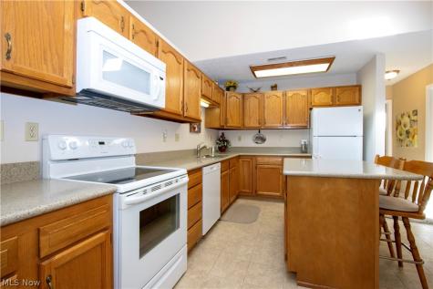 1939 Saddlebrook Circle Wooster OH 44691