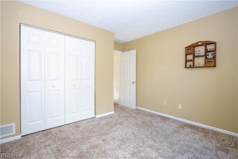1939 Saddlebrook Circle Wooster OH 44691