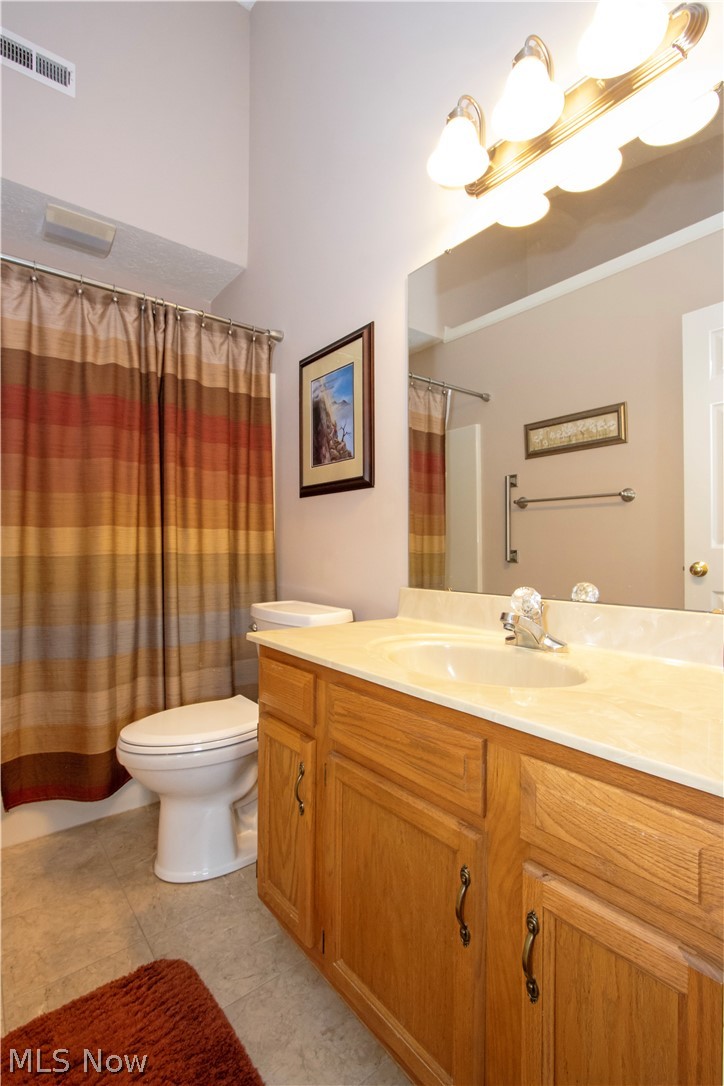 1939 Saddlebrook Circle Wooster OH 44691