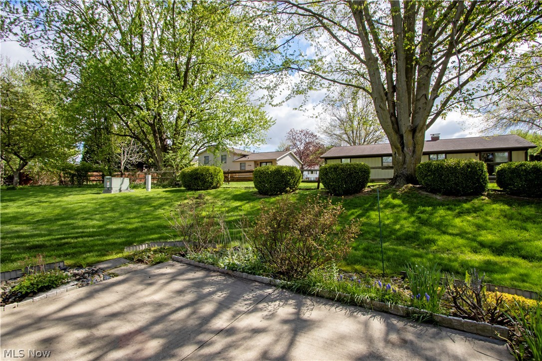 1939 Saddlebrook Circle Wooster OH 44691