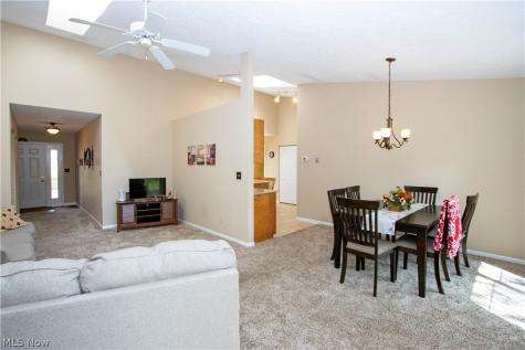 1939 Saddlebrook Circle Wooster OH 44691