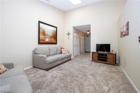 1939 Saddlebrook Circle Wooster OH 44691