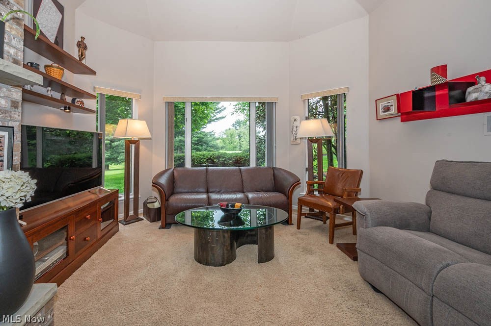 901 Armstrong Lane Unit 5 East Liverpool OH 43920