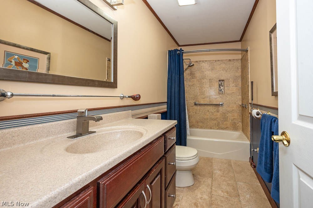 901 Armstrong Lane Unit 5 East Liverpool OH 43920
