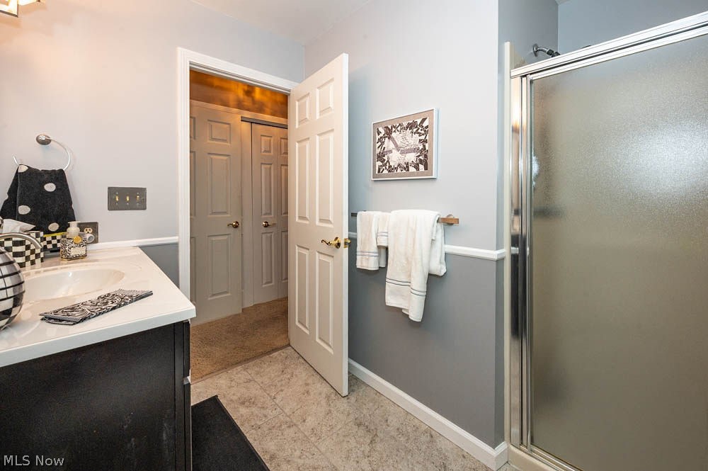 901 Armstrong Lane Unit 5 East Liverpool OH 43920
