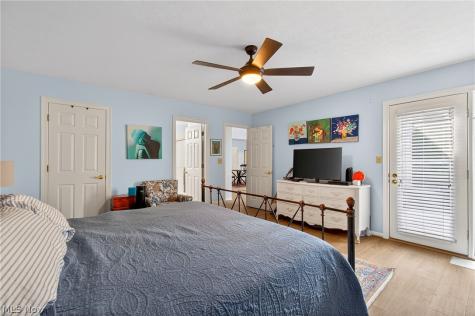 858 Sutton Place Akron OH 44313