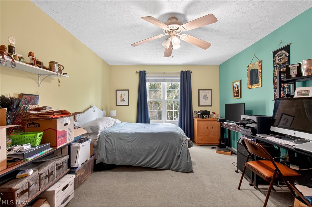 858 Sutton Place Akron OH 44313