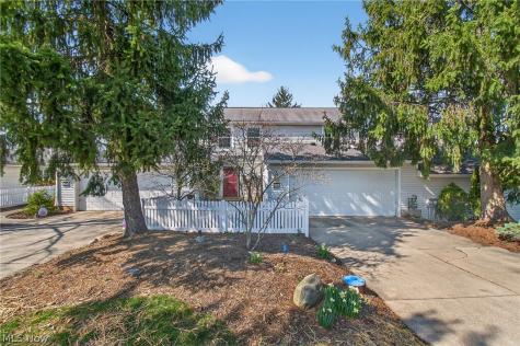 858 Sutton Place Akron OH 44313