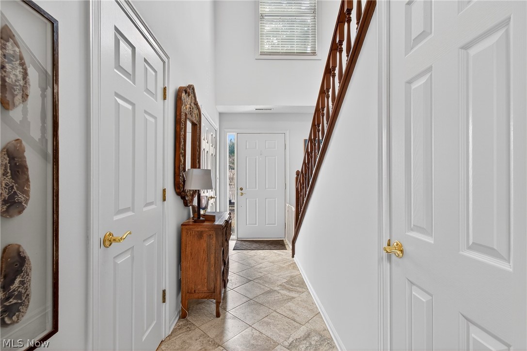 858 Sutton Place Akron OH 44313