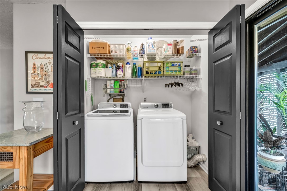 19 Pond Drive Rocky River OH 44116