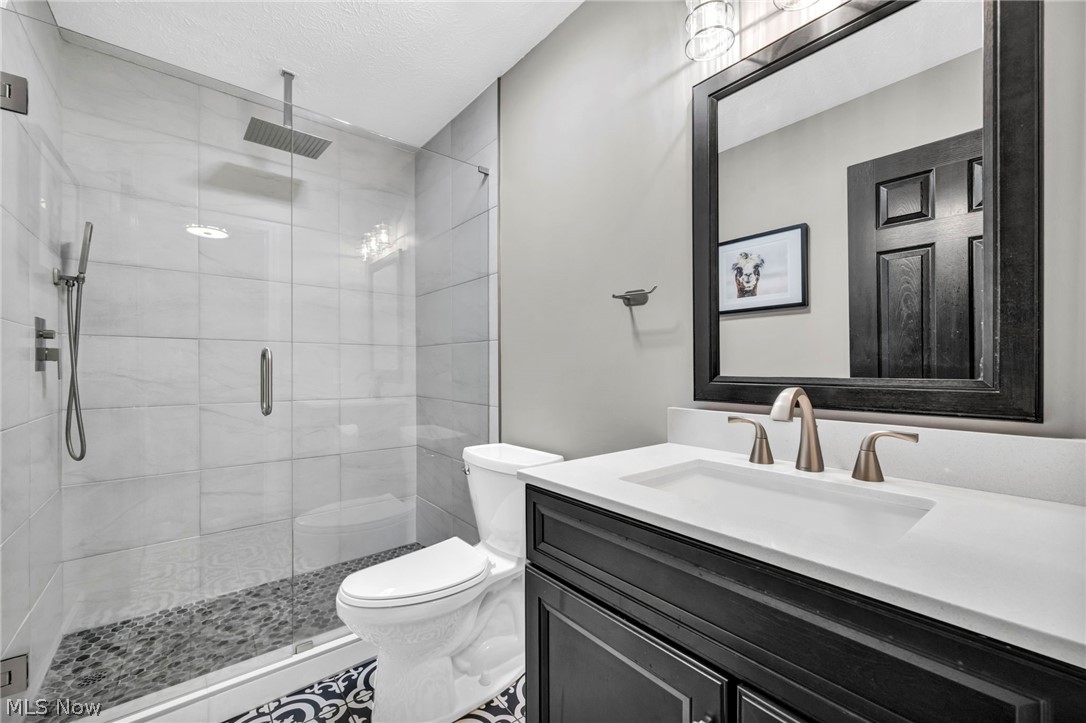 19 Pond Drive Rocky River OH 44116