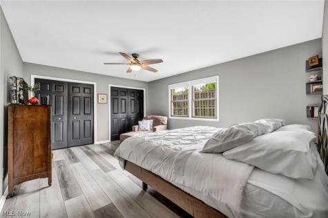 19 Pond Drive Rocky River OH 44116