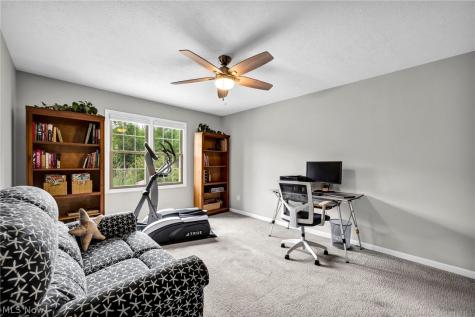 19 Pond Drive Rocky River OH 44116
