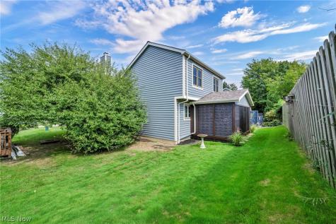 19 Pond Drive Rocky River OH 44116