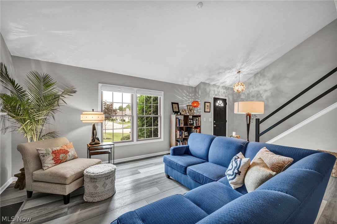 19 Pond Drive Rocky River OH 44116