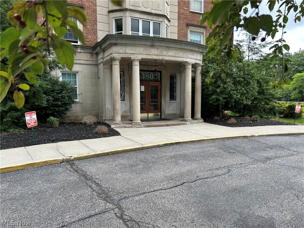 13800 Fairhill Road Shaker Heights OH 44120