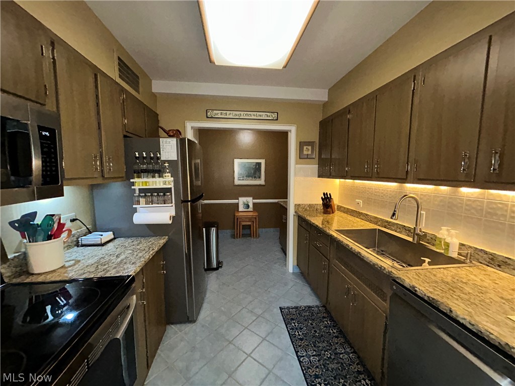 13800 Fairhill Road Shaker Heights OH 44120