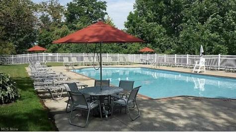 1605 Chapman Way Broadview Heights OH 44147