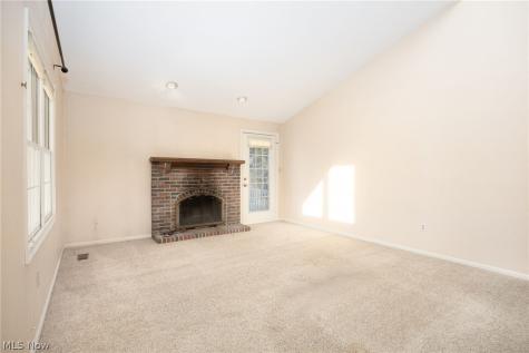 1605 Chapman Way Broadview Heights OH 44147