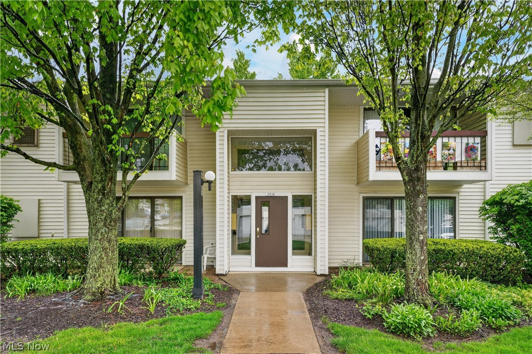 2930 N Bay Drive Westlake OH 44145