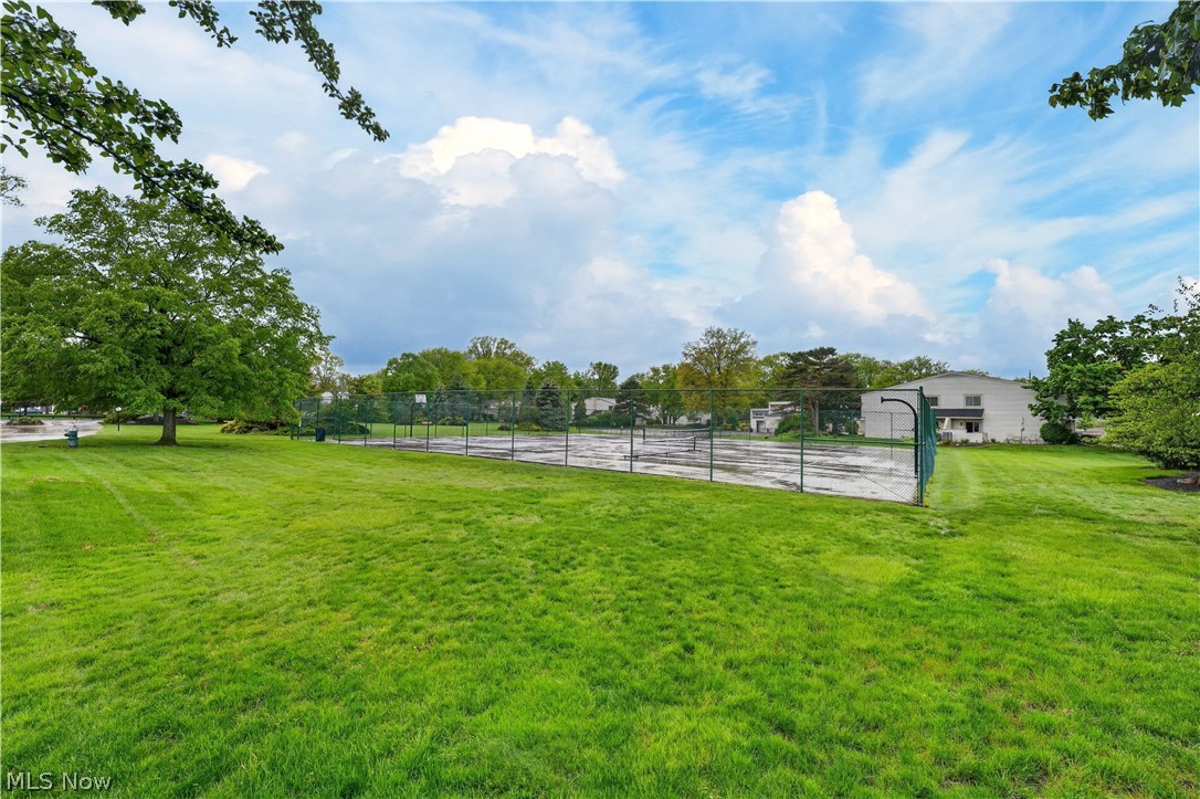 2930 N Bay Drive Westlake OH 44145