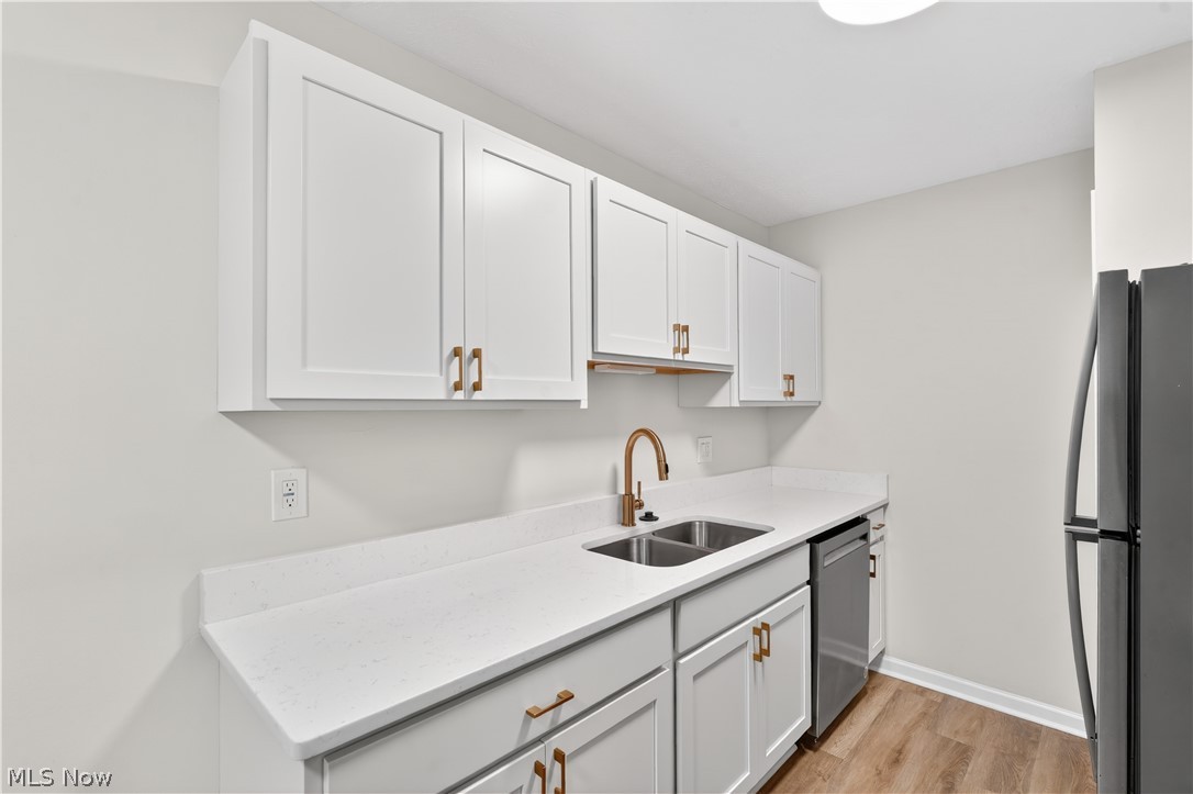 2930 N Bay Drive Westlake OH 44145