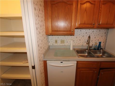 148 Bentley Drive Elyria OH 44035