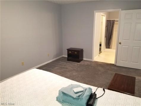 148 Bentley Drive Elyria OH 44035