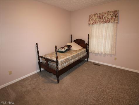 148 Bentley Drive Elyria OH 44035
