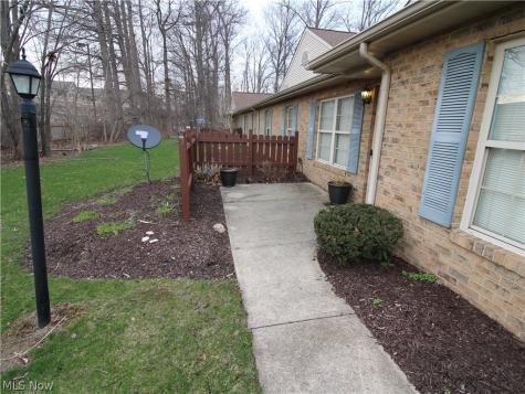 148 Bentley Drive Elyria OH 44035