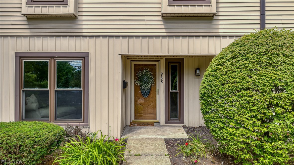 988 Som Center Road Mayfield Village OH 44143