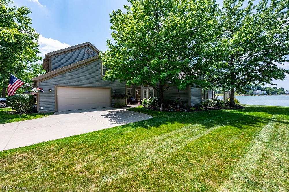 143 Lake Shore Drive Columbiana OH 44408