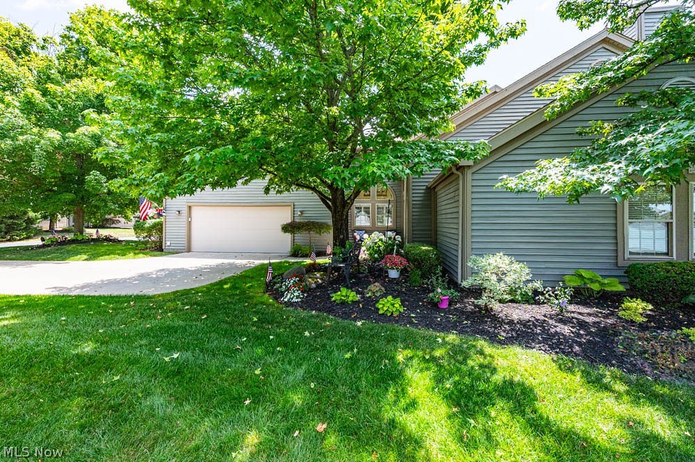143 Lake Shore Drive Columbiana OH 44408
