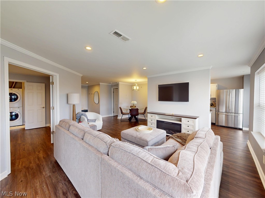 240 Fox Hollow Drive Mayfield Heights OH 44124