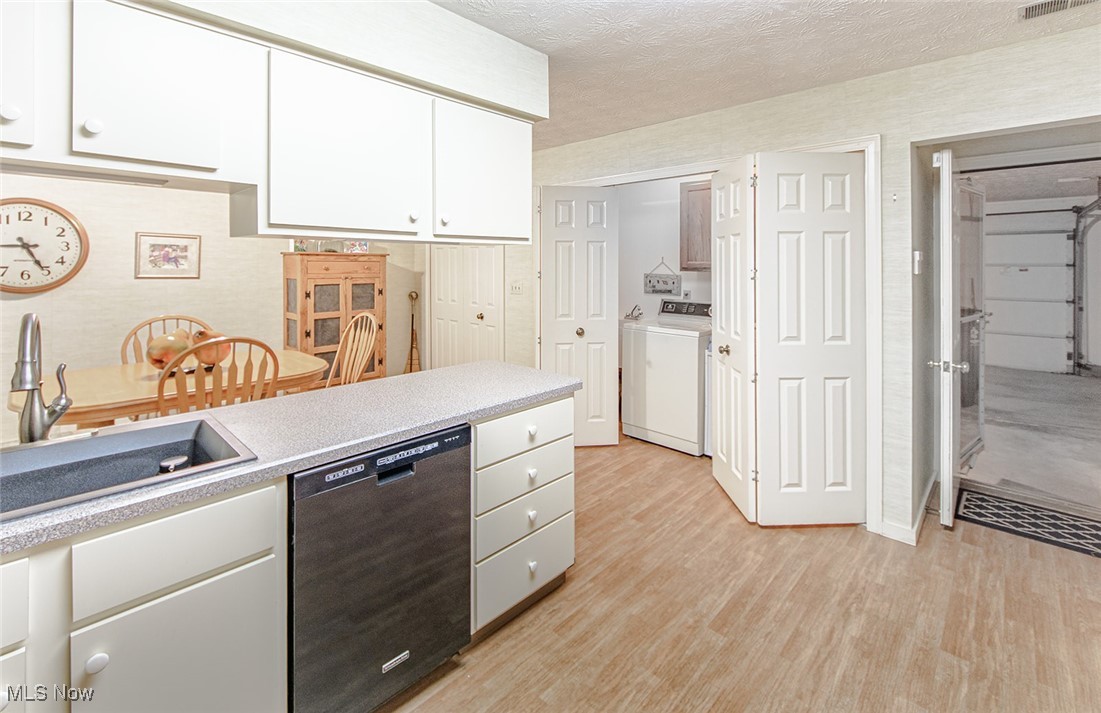 835 Sutton Place Akron OH 44313