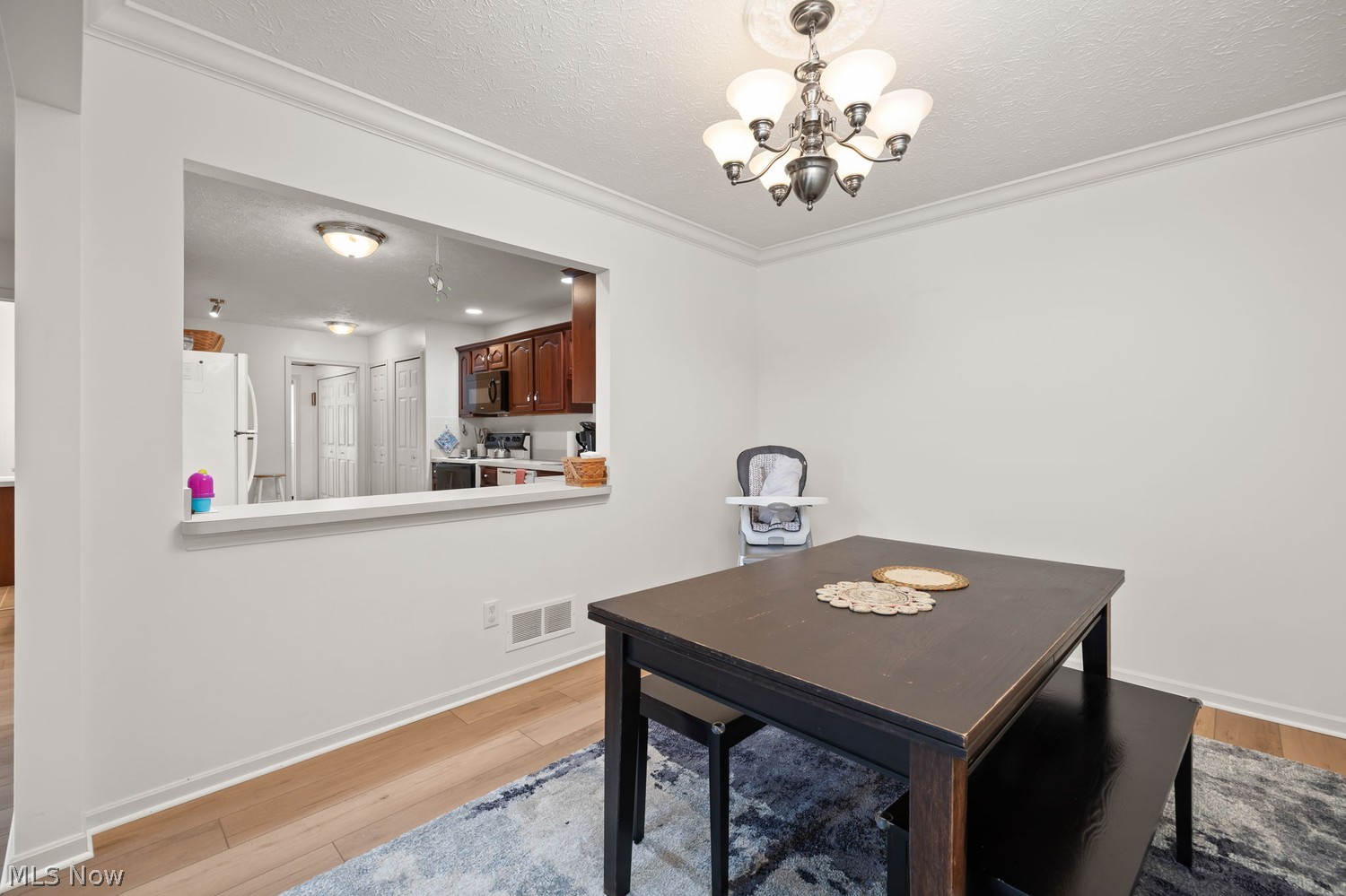 560 Queens Court Copley OH 44321
