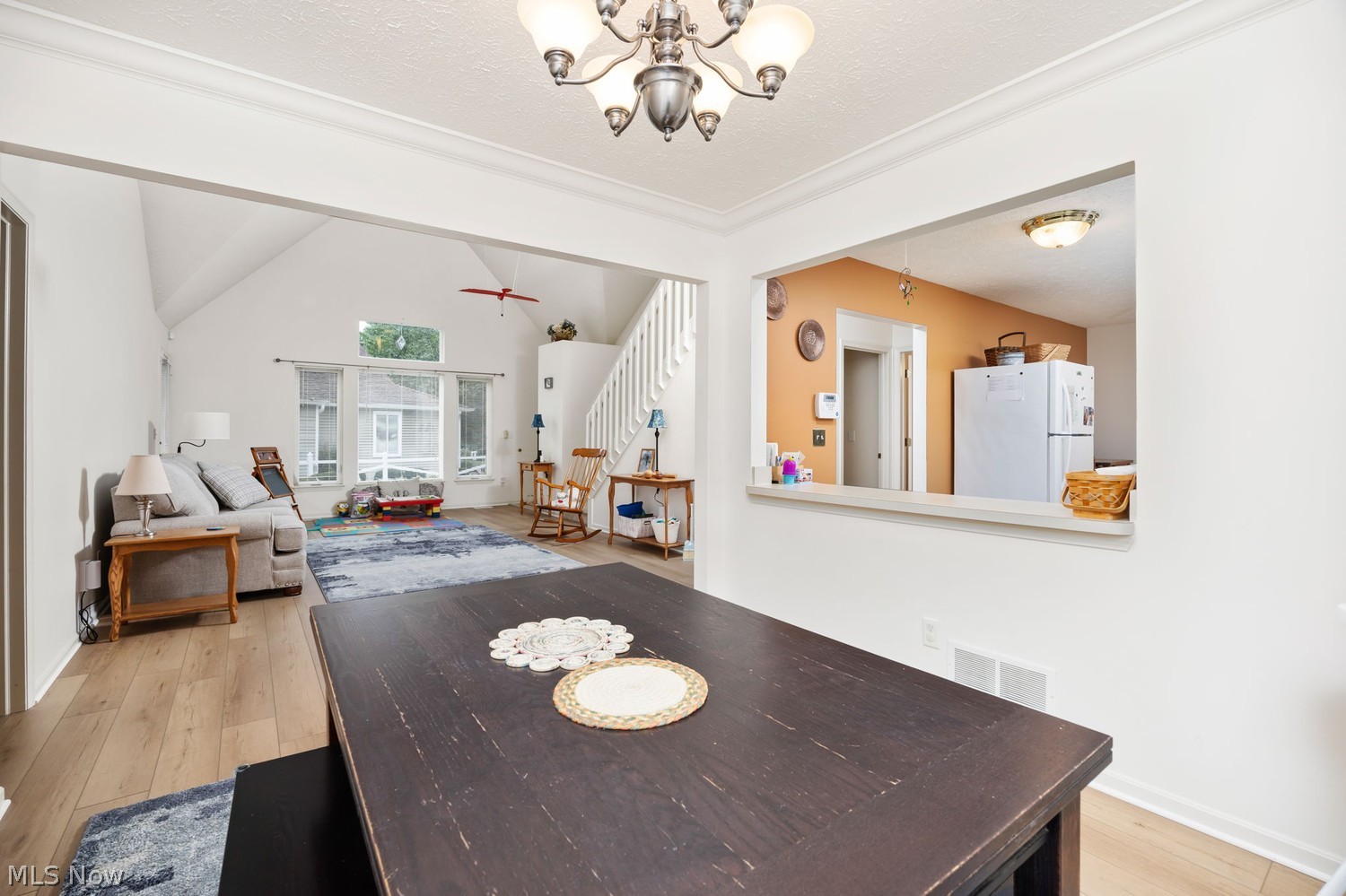 560 Queens Court Copley OH 44321
