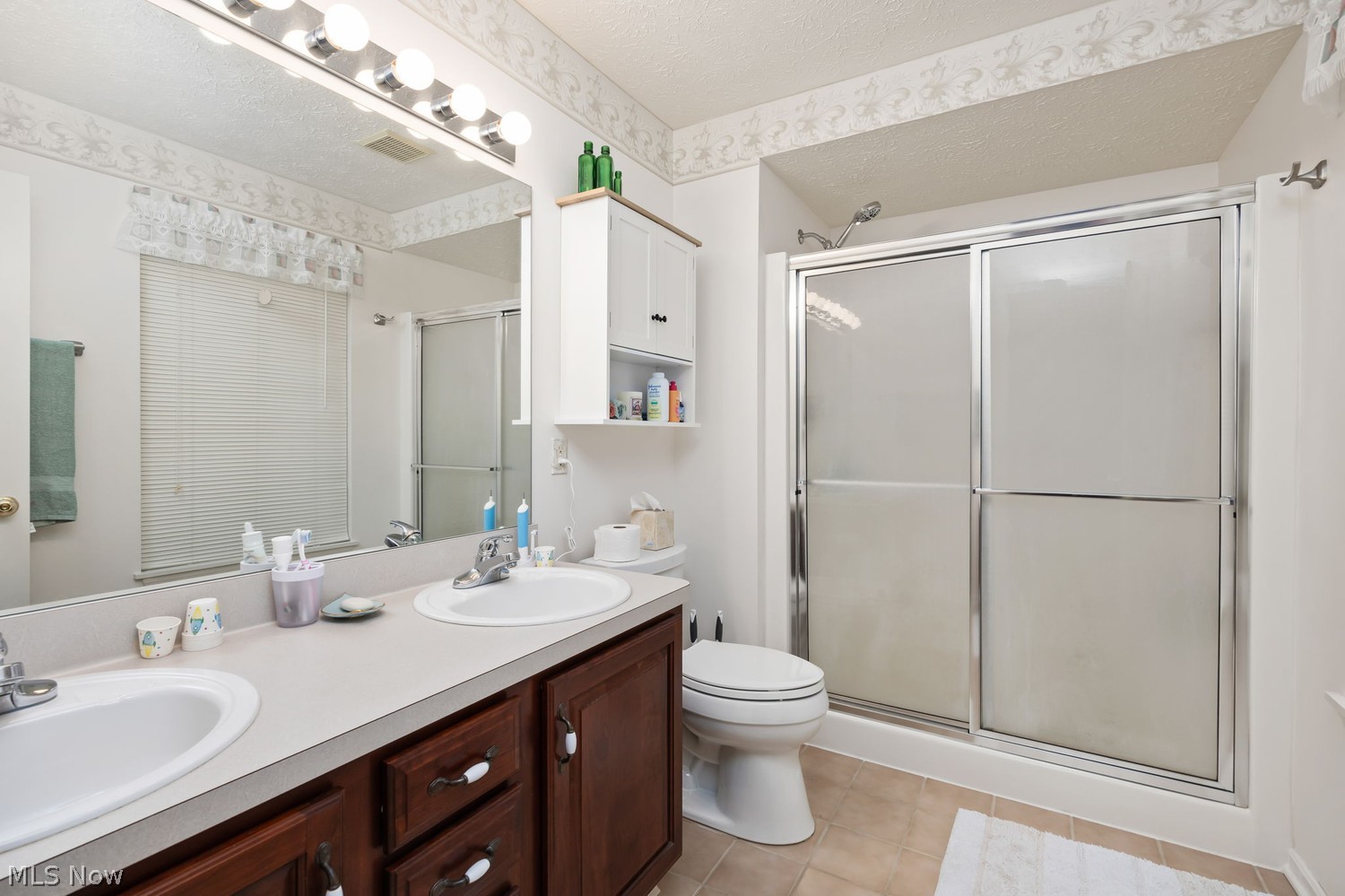 560 Queens Court Copley OH 44321